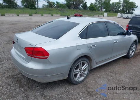 2013 Volkswagen Passat 2.0L Tdi Se из США, поврежденный, VIN 1VWBN7A30DC056730